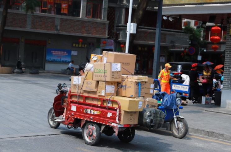 中国包裹快递量超过美、日、欧等发达经济体总和_物流_电商之家