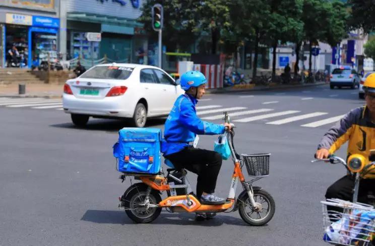 外卖小哥持刀杀死顾客：这行业常有死伤，但6000亿市场谁都不想放弃！_行业观察_电商之家