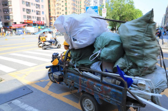 澳大利亚邮政经历史上最大包裹递送周 每天200万件包裹_物流_电商之家